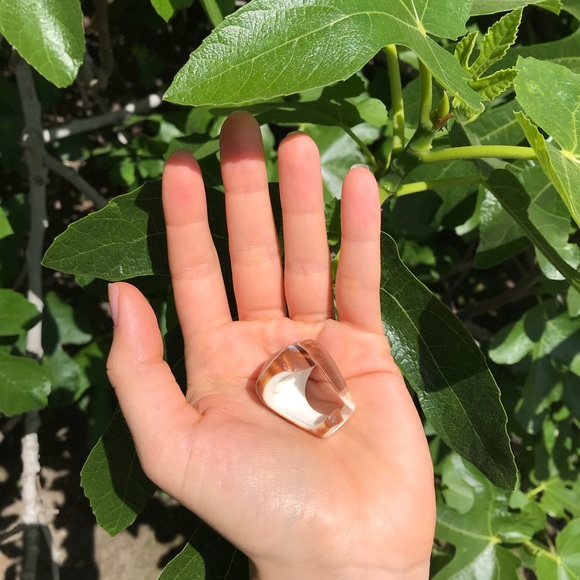 Natural seashell ring 🌊 - Picture 4 of 4